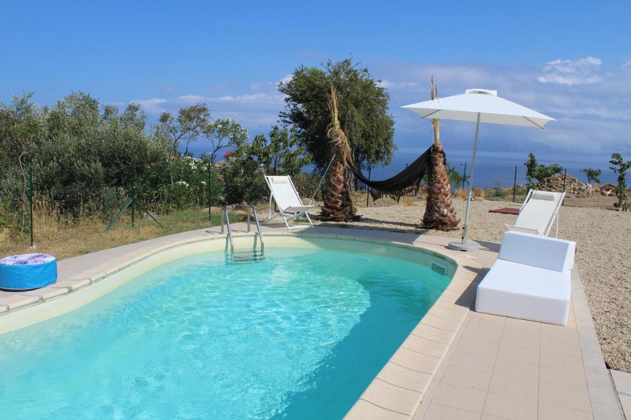 Villa Clicla - Pool, Sea,hommock Swing And Laziness Imperia